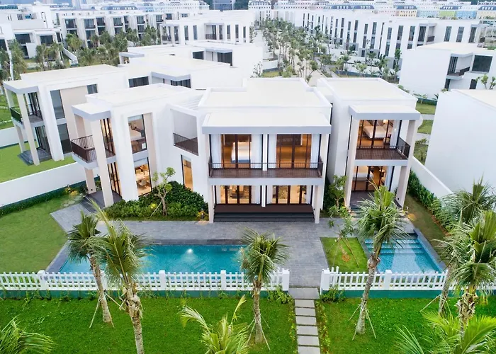 Khu nghỉ mát Oakwood Hạ Long