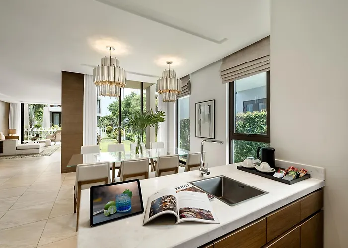 Oakwood 5*